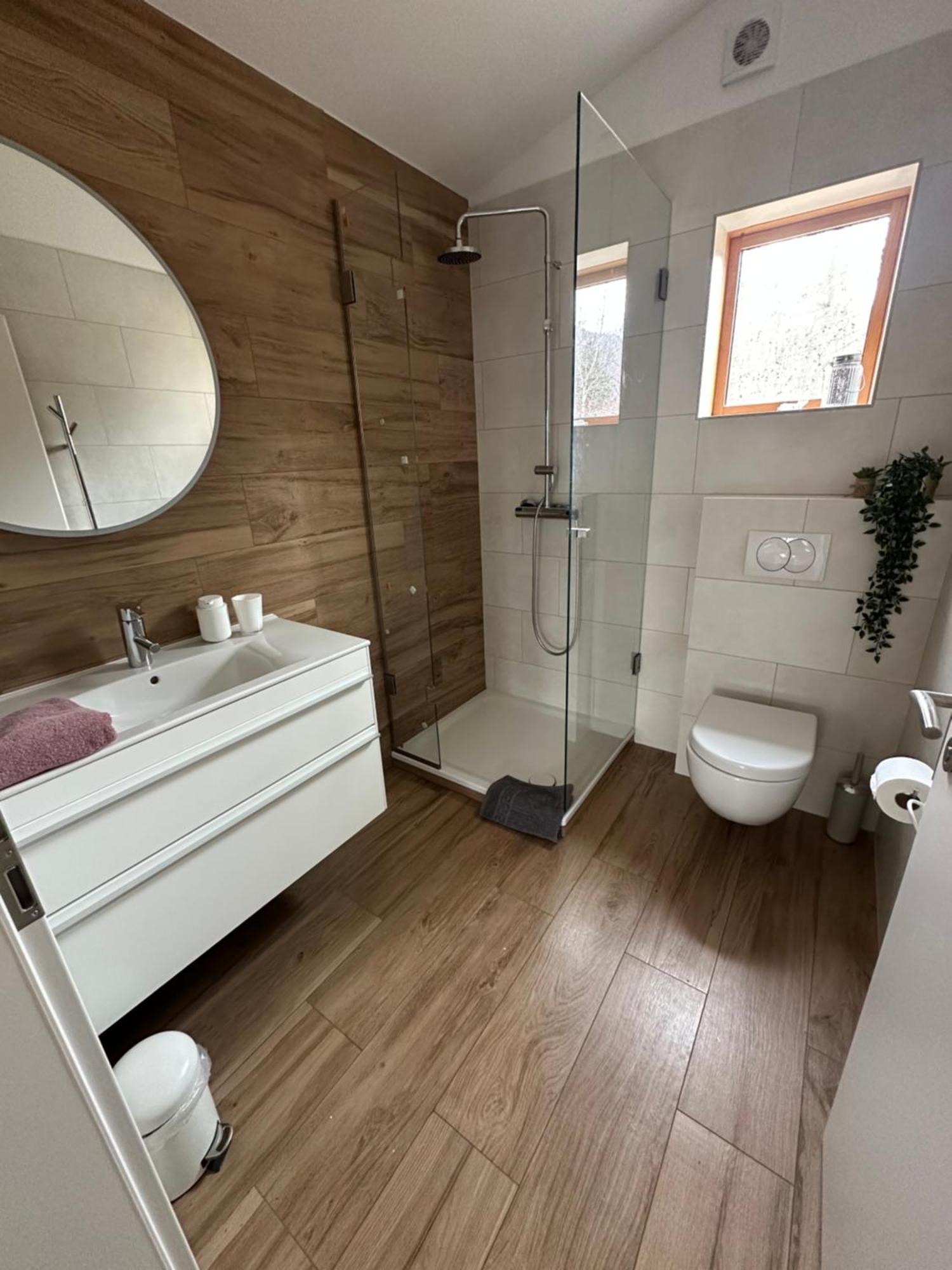Asholl Guesthouse - Farmstay Акурейри Екстериор снимка